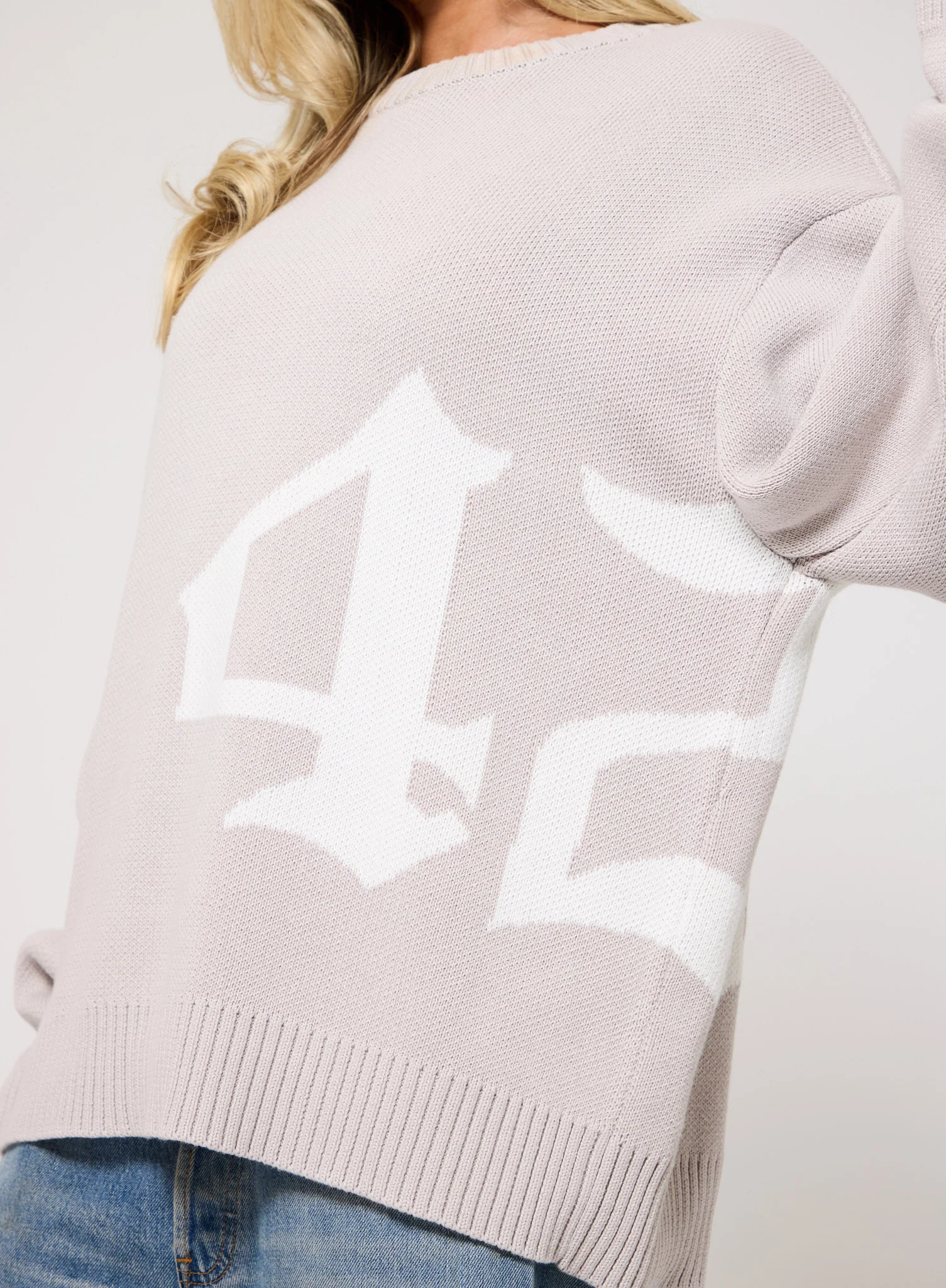 422 Knitted Jumper - Grey - Image 4