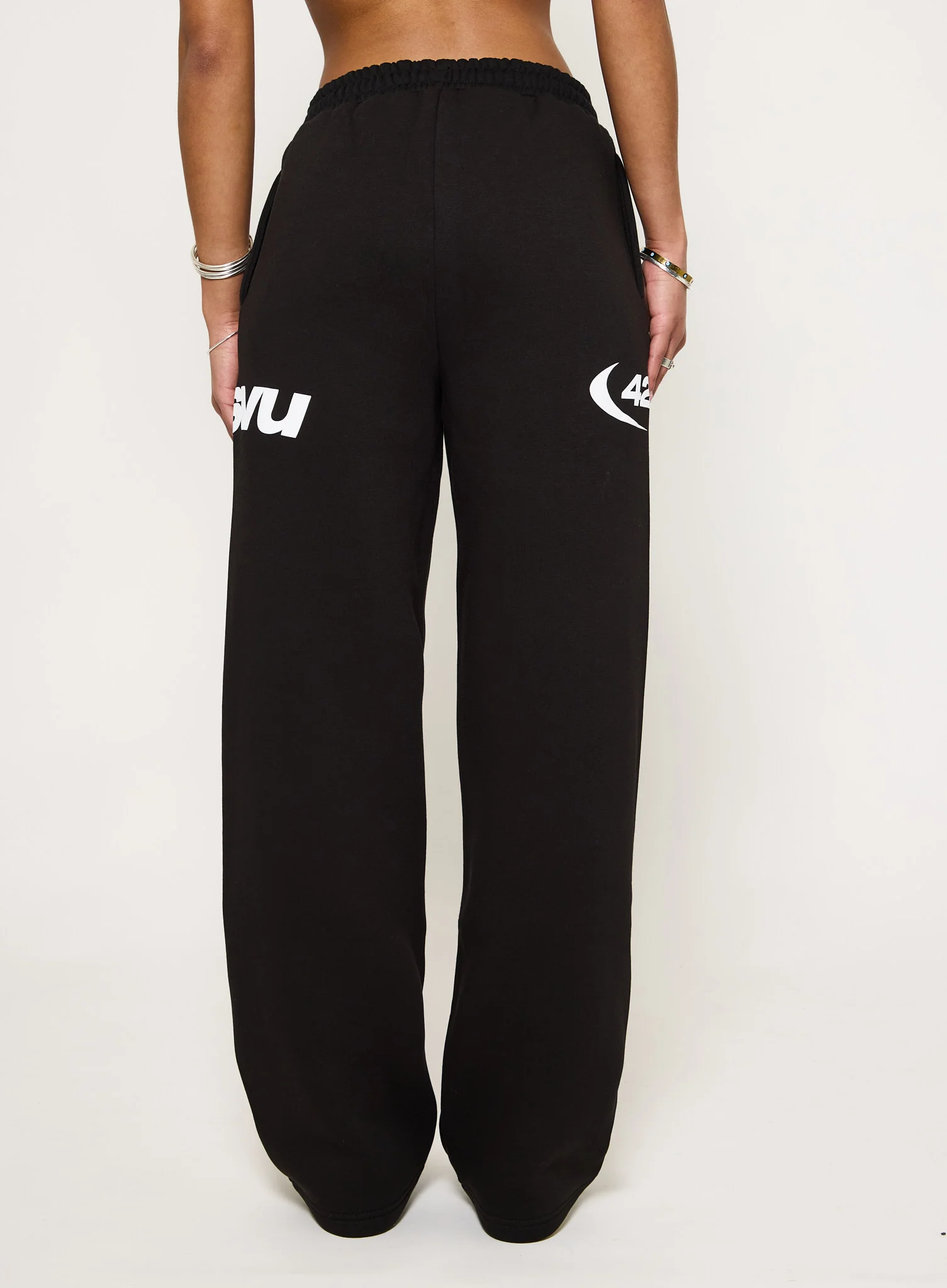 422 Wide Leg Joggers - Black - Image 5