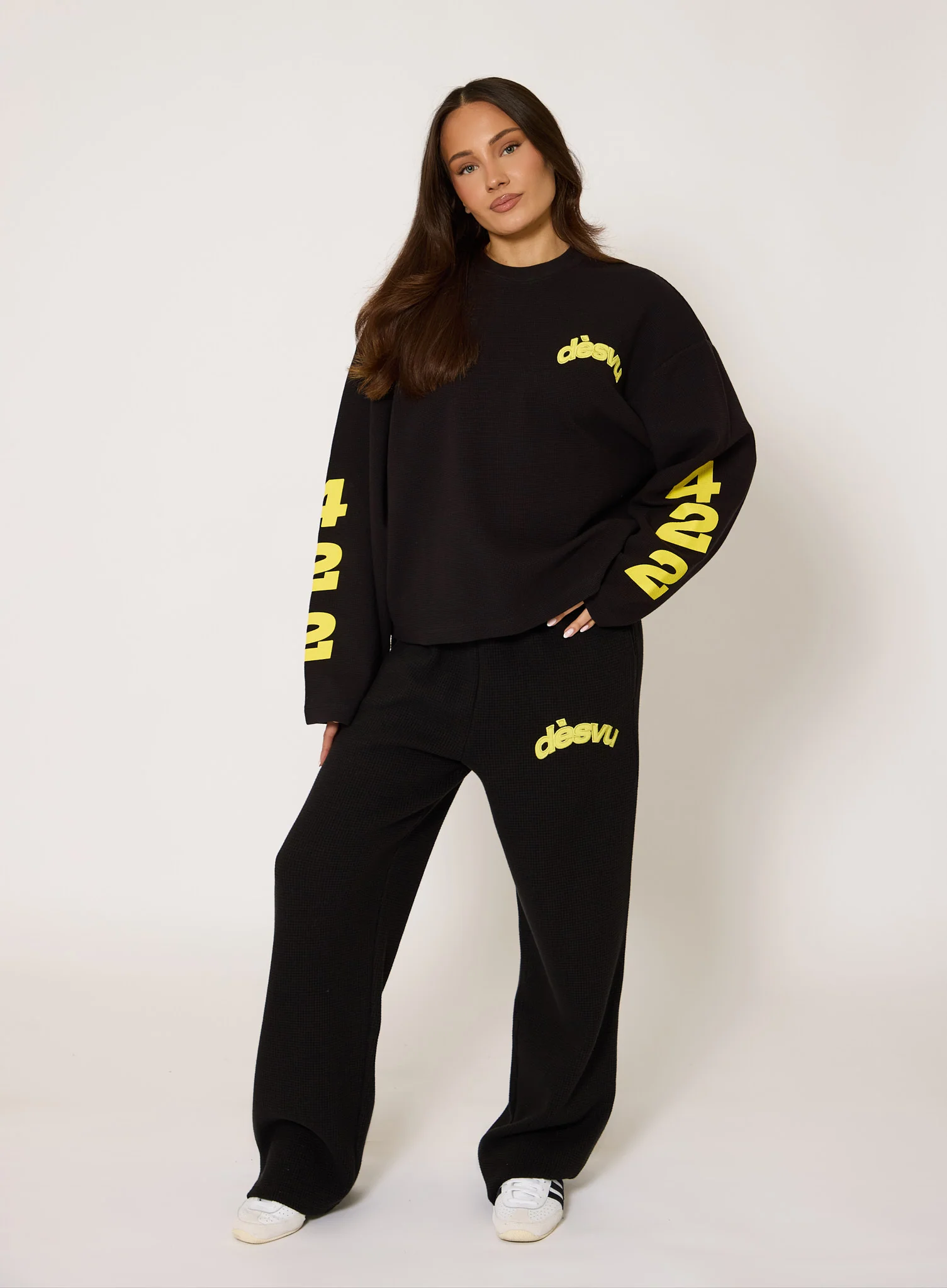 Heavyweight Waffle Tee Long Sleeve - Black - Image 4
